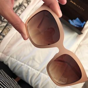 Lauren Akins DIFF sunglasses